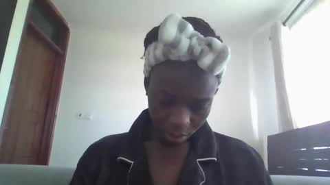 Snapshot of slim_l2 chatting on February 2025 08:22:02 AM slim_l2 online show from February 2025 08:22:02 AM