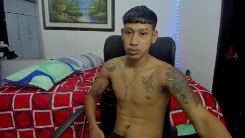 slim_master12 online show from January 2025 06:59:01 AM