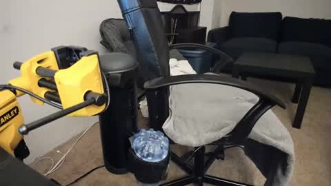 Snapshot of slimguerrilla chatting on March 2025 12:39:02 AM Slimguerrilla online show from March 2025 12:39:02 AM