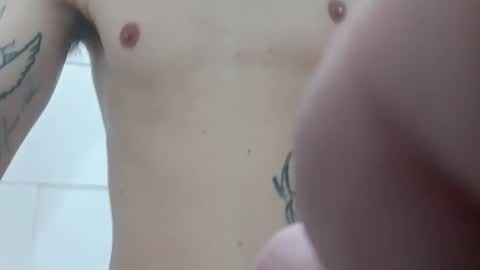 Snapshot of slimjpickin chatting on February 2025 03:49:02 PM slimjpickin online show from February 2025 03:49:02 PM