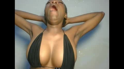 slimkatie__ online show from September 2025 06:37:01 AM