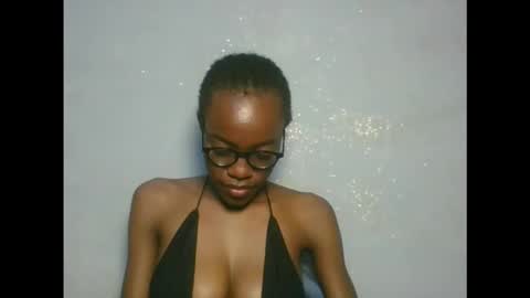 slimkatie__ online show from September 2025 06:42:01 PM