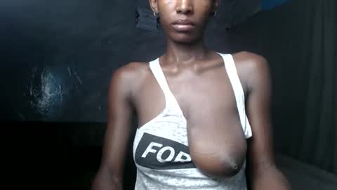 Snapshot of slimzyx chatting on October 2025 08:50:01 PM slimzyx online show from October 2025 08:50:01 PM