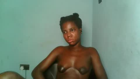 Snapshot of slimzyxdoll chatting on October 2025 04:43:02 AM slimzyxdoll online show from October 2025 04:43:02 AM