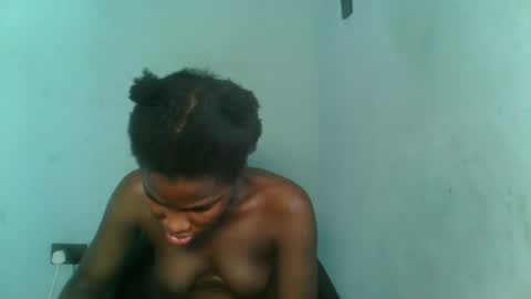 Snapshot of slimzyxdoll chatting on October 2025 12:15:01 PM slimzyxdoll online show from October 2025 12:15:01 PM