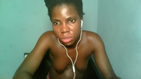 Snapshot of slimzyxdoll chatting on October 2025 01:27:02 AM slimzyxdoll online show from October 2025 01:27:02 AM