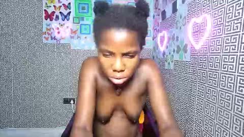 Snapshot of slimzyxdoll chatting on October 2025 02:44:01 AM slimzyxdoll online show from October 2025 02:44:01 AM