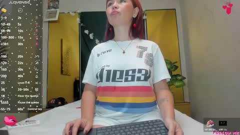 Paola  online show from February 2025 11:09:02 AM