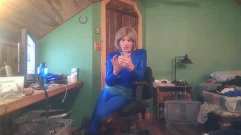 slutjennifertransxx online show from October 2025 03:26:02 AM