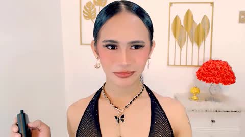 Snapshot of slutty_vanna chatting on March 2025 06:44:01 PM mia online show from March 2025 06:44:01 PM