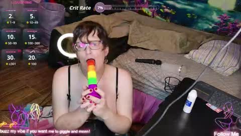 Snapshot of sluttyfrea chatting on October 2025 04:53:01 AM Faye online show from October 2025 04:53:01 AM