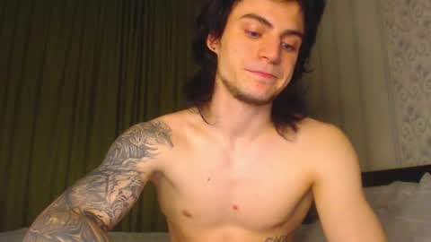 Gus online show from October 2025 04:46:01 PM