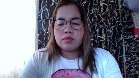 Snapshot of small_boobs59 chatting on December 2024 05:18:02 AM Lovewella online show from December 2024 05:18:02 AM