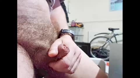 Small Hairy Uncut online show from September 2025 03:15:01 PM