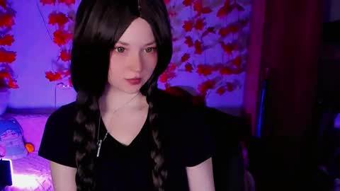 smallimpmeili online show from October 2025 05:34:01 PM