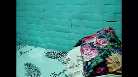 Snapshot of smallluncutc0ck chatting on October 2025 03:40:01 AM jess online show from October 2025 03:40:01 AM