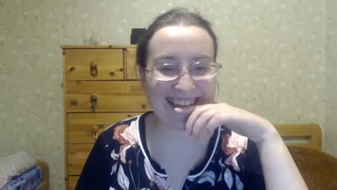 Snapshot of smart_rose chatting on January 2025 08:00:01 PM smart_rose online show from January 2025 08:00:01 PM