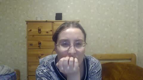 Snapshot of smart_rose chatting on February 2025 01:11:01 AM smart_rose online show from February 2025 01:11:01 AM