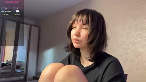 Jess online show from November 2025 09:59:02 AM