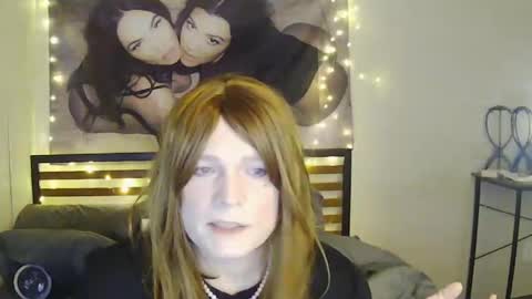 Snapshot of smashingsamantha chatting on October 2025 03:15:01 AM SmashingSamantha online show from October 2025 03:15:01 AM