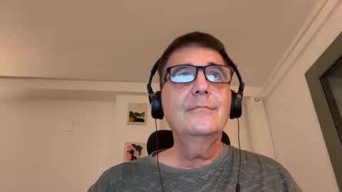 Snapshot of smcuckoldcouple chatting on November 2025 05:29:02 PM Cuckold Couple online show from November 2025 05:29:02 PM