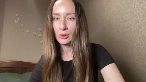 smilequeen_ online show from October 2025 06:08:02 PM