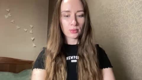 smilequeen_ online show from October 2025 05:56:01 PM