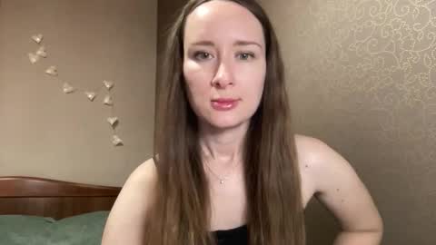 smilequeen_ online show from November 2025 08:10:01 PM