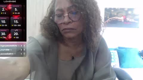 Smileth online show from December 2024 03:53:02 PM