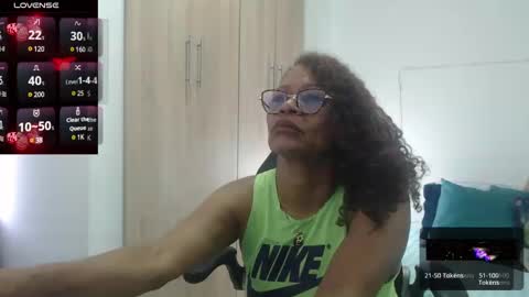 Smileth online show from December 2024 01:18:02 PM
