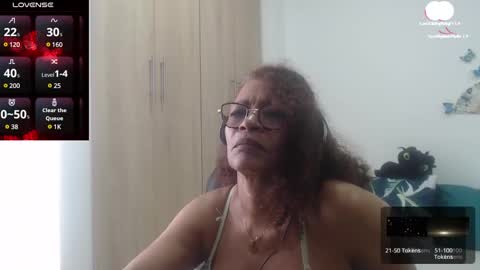 Smileth online show from February 2025 03:41:02 PM