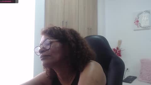 Smileth online show from February 2025 06:04:02 PM