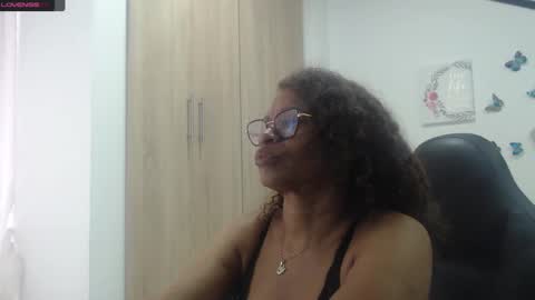 Smileth online show from February 2025 12:02:02 PM