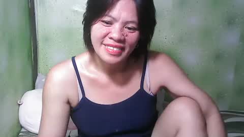 Snapshot of smilinglady27 chatting on March 2025 10:47:01 PM smilinglady27 online show from March 2025 10:47:01 PM