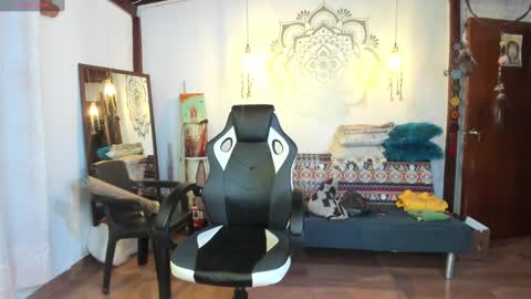 Snapshot of smilingsalor chatting on December 2024 03:40:02 AM SmilingSalor online show from December 2024 03:40:02 AM