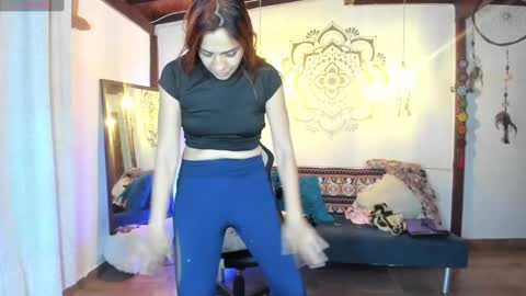 Snapshot of smilingsalor chatting on December 2024 01:39:02 AM SmilingSalor online show from December 2024 01:39:02 AM