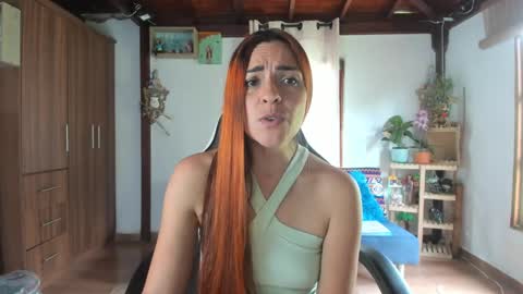 Snapshot of smilingsalor chatting on February 2025 06:21:01 PM SmilingSalor online show from February 2025 06:21:01 PM