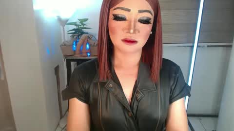 Amanda online show from February 2025 01:06:01 PM