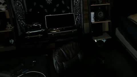 Smokey915 online show from January 2025 06:54:01 AM