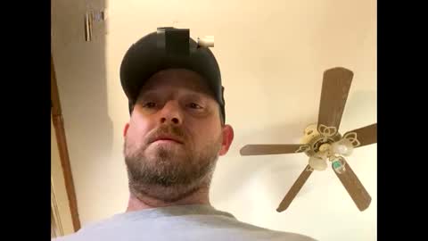 smokeymt420 online show from December 2024 01:35:01 PM