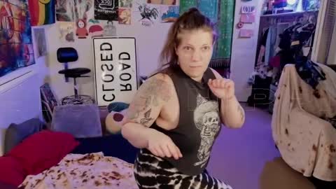 Snapshot of smokihippi chatting on October 2025 07:18:02 AM Big Dawg online show from October 2025 07:18:02 AM