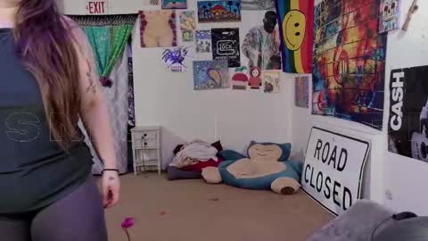 Snapshot of smokihippi chatting on October 2025 01:20:02 AM Big Dawg online show from October 2025 01:20:02 AM