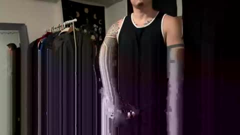 smoothboy31 online show from September 2025 07:53:01 AM