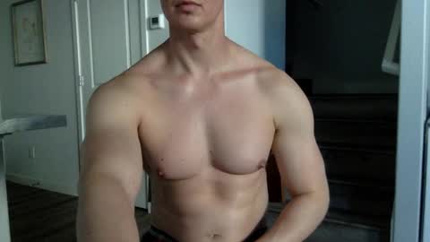 Snapshot of smoothflexiblemuscle chatting on January 2025 05:41:01 PM SmoothFlexibleMuscle online show from January 2025 05:41:01 PM