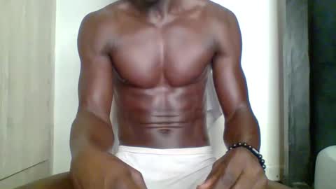 Snapshot of sneaky_link2 chatting on October 2025 07:50:01 AM papi online show from October 2025 07:50:01 AM