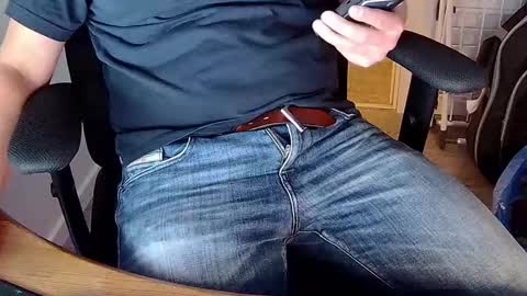 Snapshot of sneakybill82 chatting on September 2025 07:50:02 PM Sneakybill online show from September 2025 07:50:02 PM