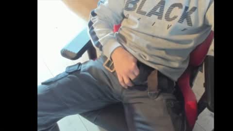 Snapshot of snip1977 chatting on November 2025 09:20:02 AM snip1977 online show from November 2025 09:20:02 AM