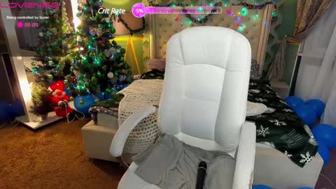 snow_whiteeex online show from December 2024 05:12:02 AM