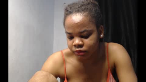 Snapshot of snowdrop5 chatting on January 2025 02:49:02 AM snowdrop5 online show from January 2025 02:49:02 AM