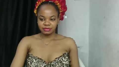 Snapshot of snowdrop5 chatting on February 2025 05:50:01 PM snowdrop5 online show from February 2025 05:50:01 PM
